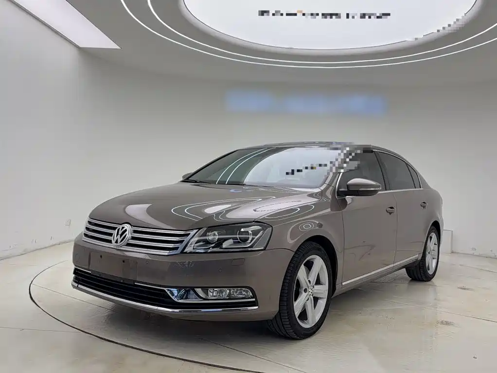 Volkswagen Magotan 2016