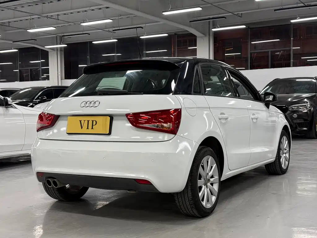 Audi A1 2015 — фото 4