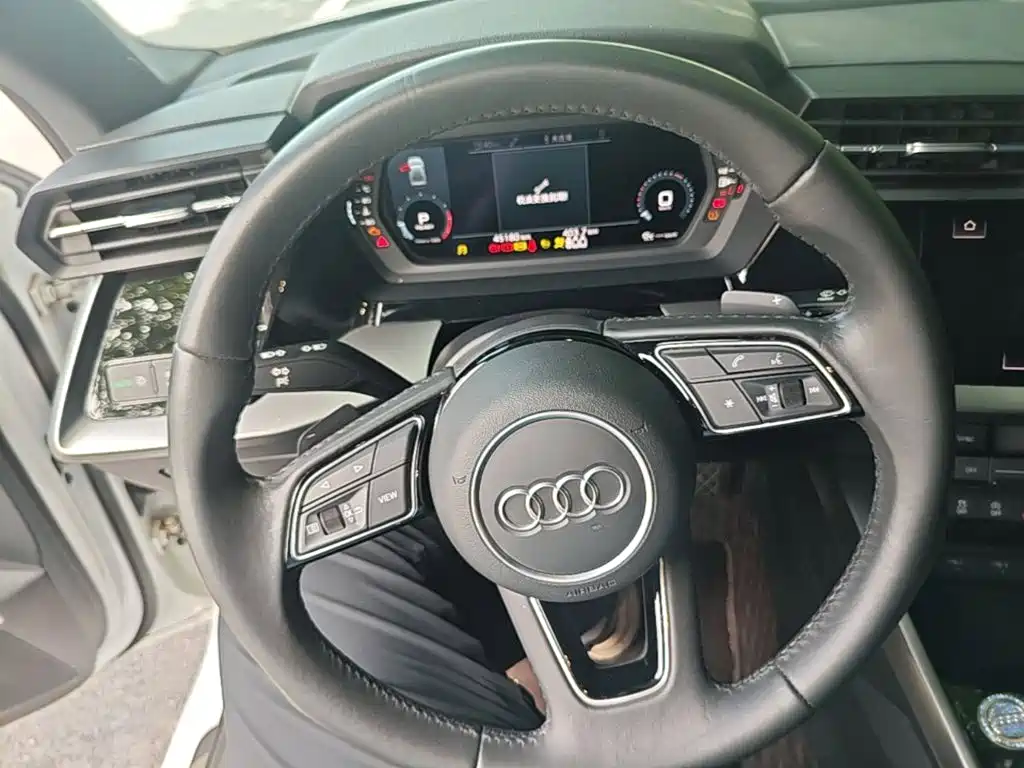 Audi A3 2021 — фото 11