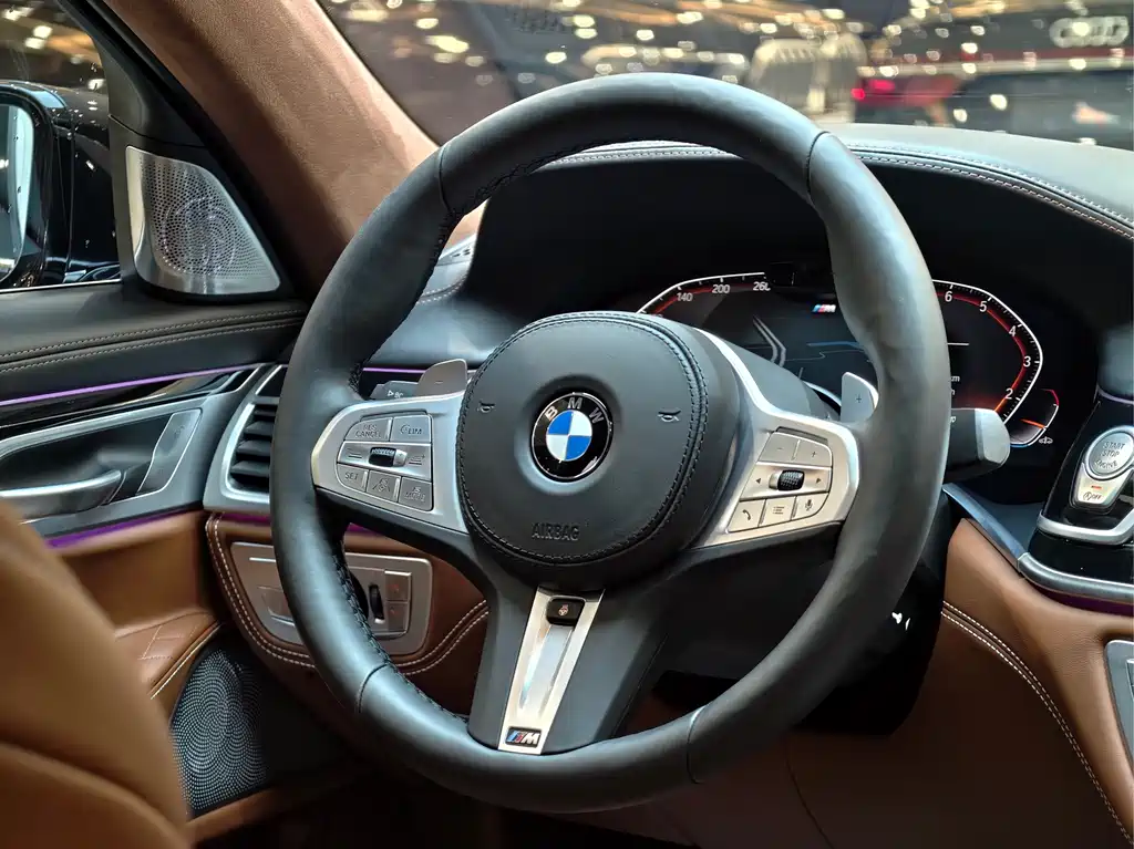 BMW 7 Series 2021 — фото 23