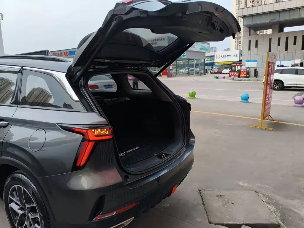 Changan CS75PLUS 2022 — фото 19