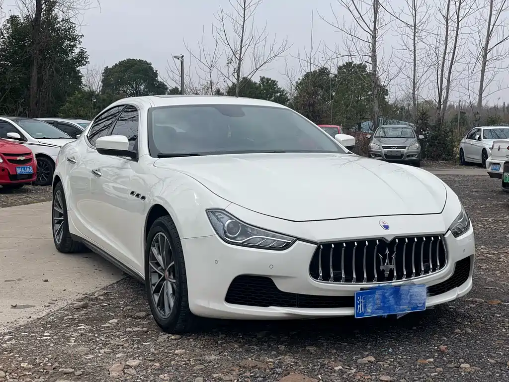 Maserati Ghibli 2017 — фото 3