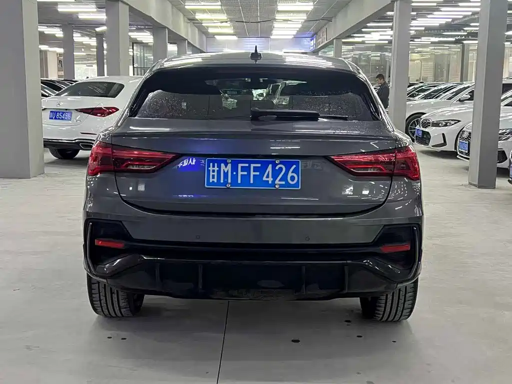 Audi Q3 Sportback 2022 — фото 8