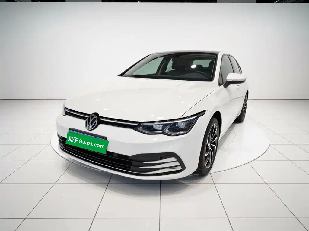 Volkswagen Golf 2023