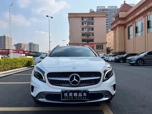 Mercedes-Benz GLA 2017