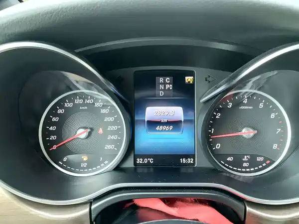 Mercedes-Benz V-Class 2021