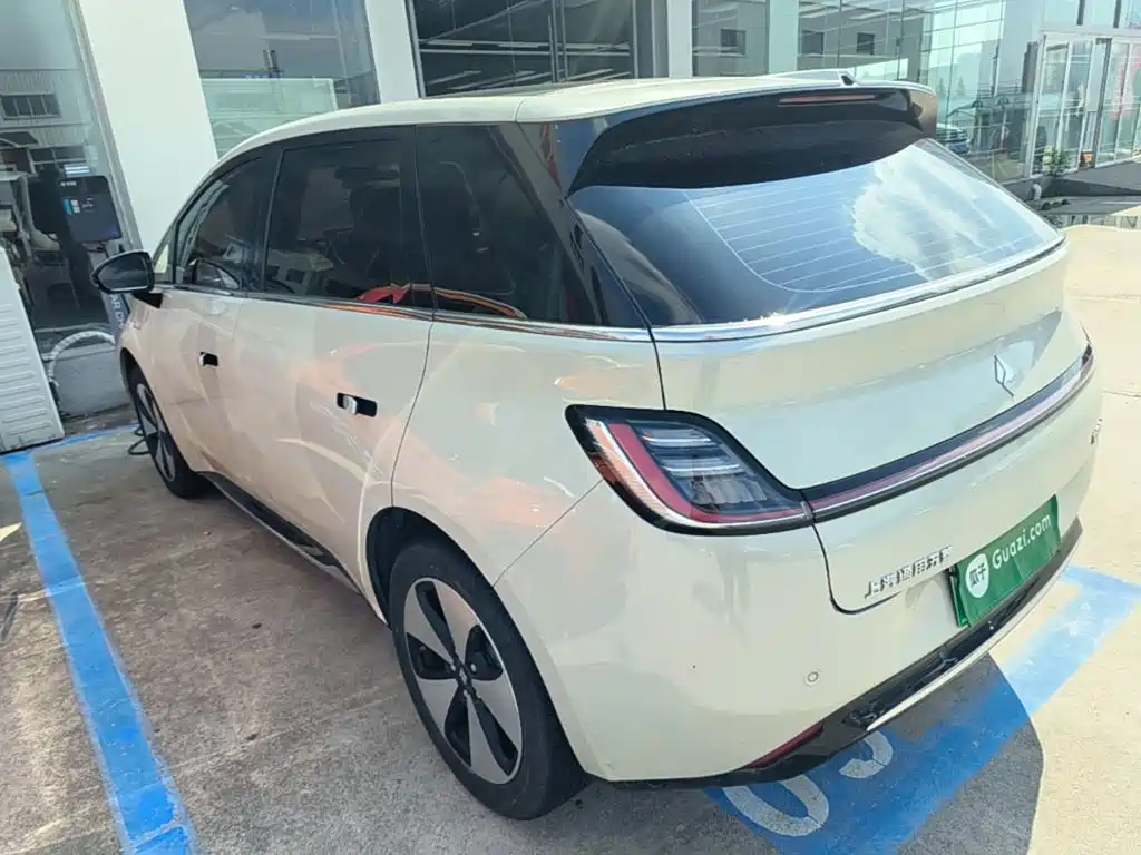 Baojun Clouds 2023