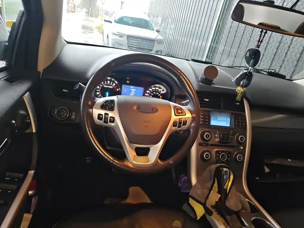 Ford Edge 2015
