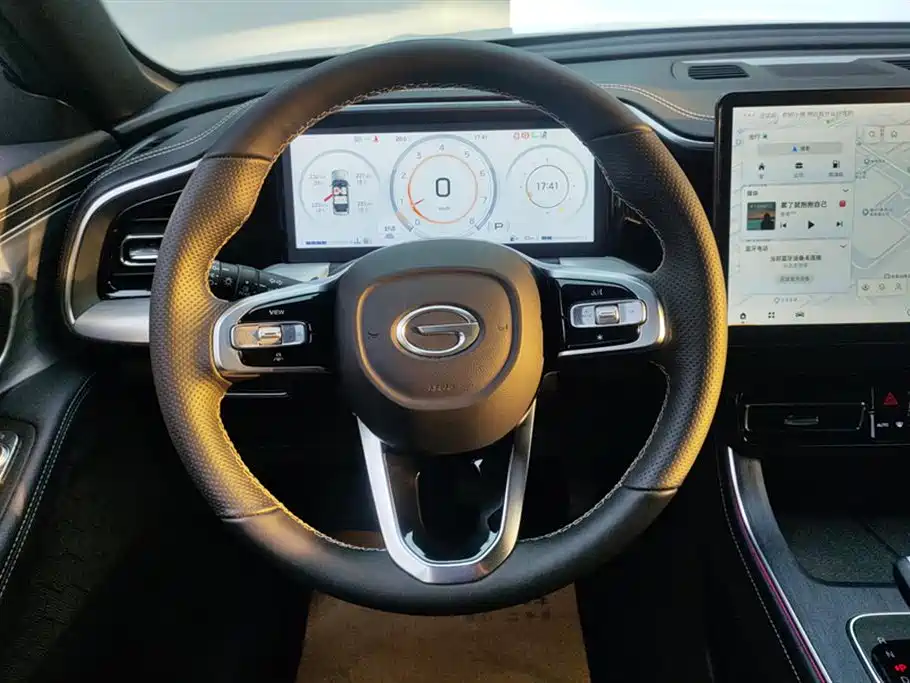 GAC Trumpchi GS8 2025 — фото 15