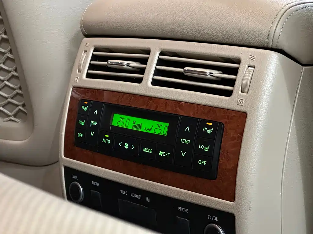 Toyota Land Cruiser 2015 — фото 15