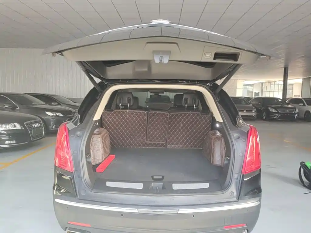 Cadillac XT5 2019 — фото 19