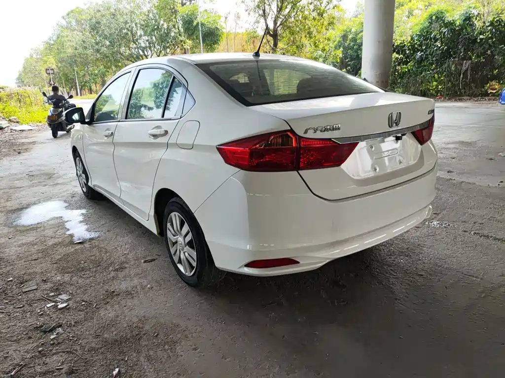 Honda City 2018 — фото 23