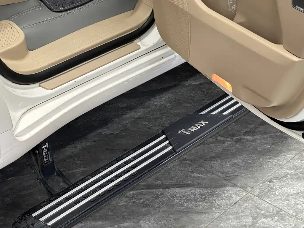 Toyota Land Cruiser 2015 — фото 22