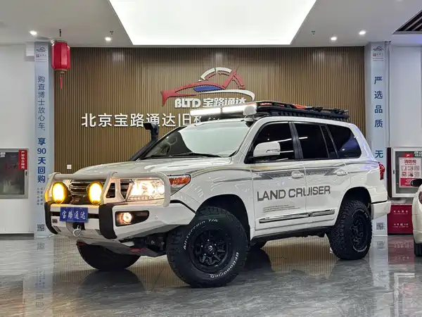 Toyota Land Cruiser 2012