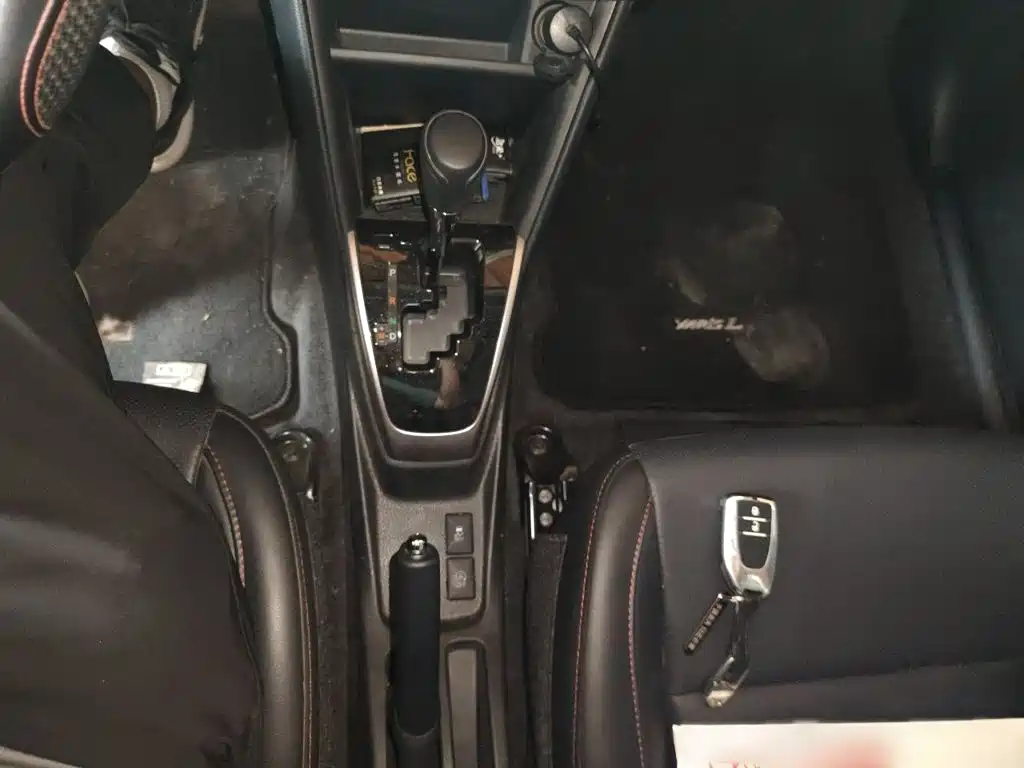 Toyota Yaris L 2022