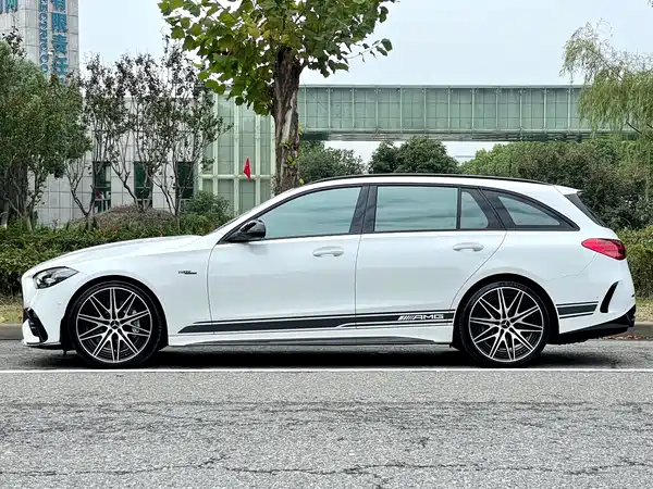 Mercedes-Benz C-Class AMG 2023