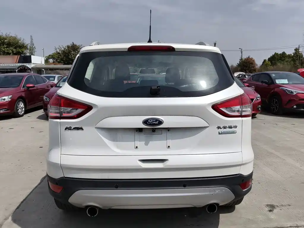 Ford Kuga 2016