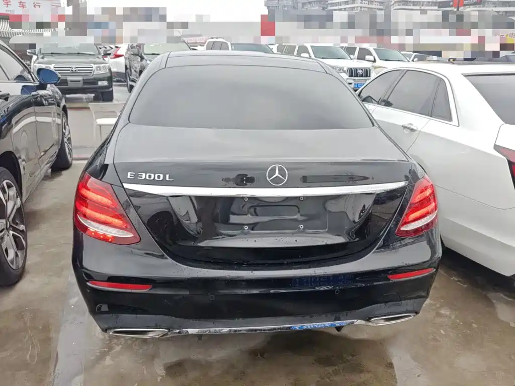 Mercedes-Benz E-Class 2018