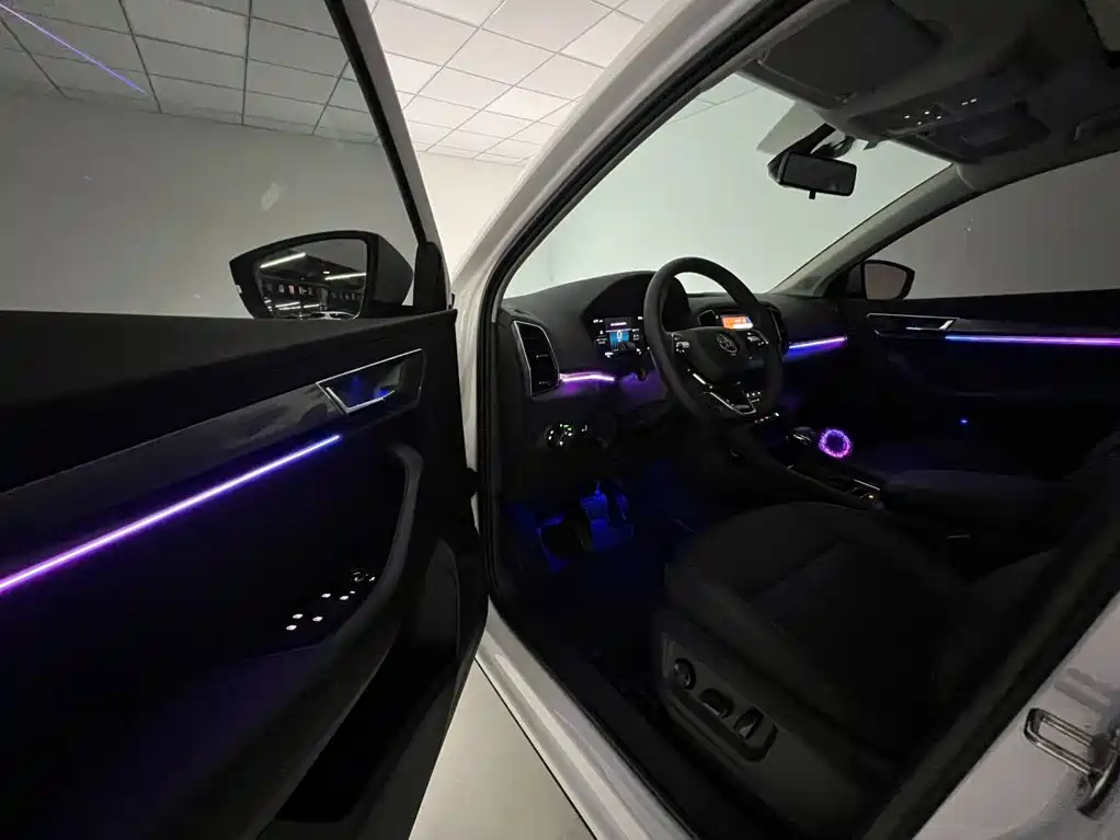 Skoda Karoq 2023 — фото 11