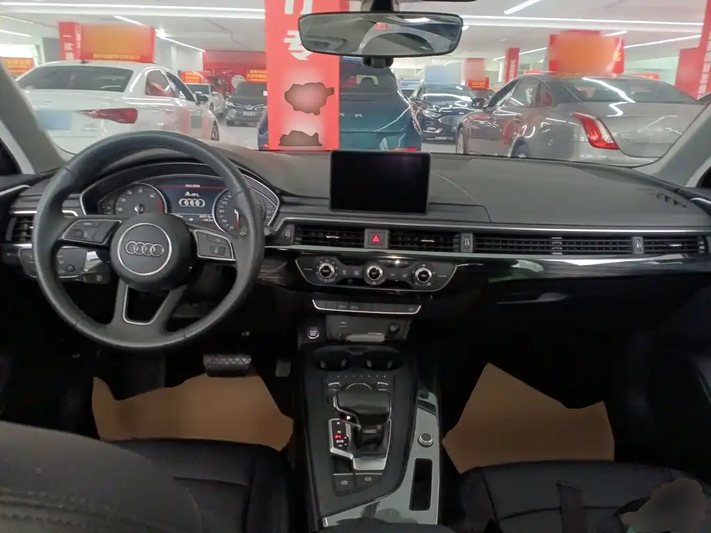 Audi A4L 2019
