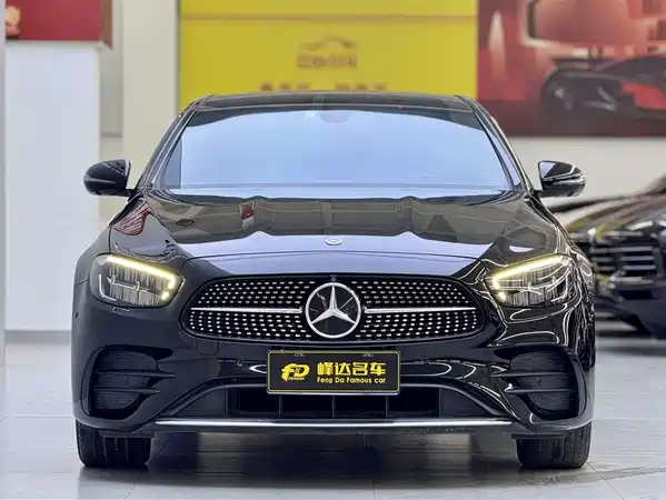 Mercedes-Benz E-Class 2022