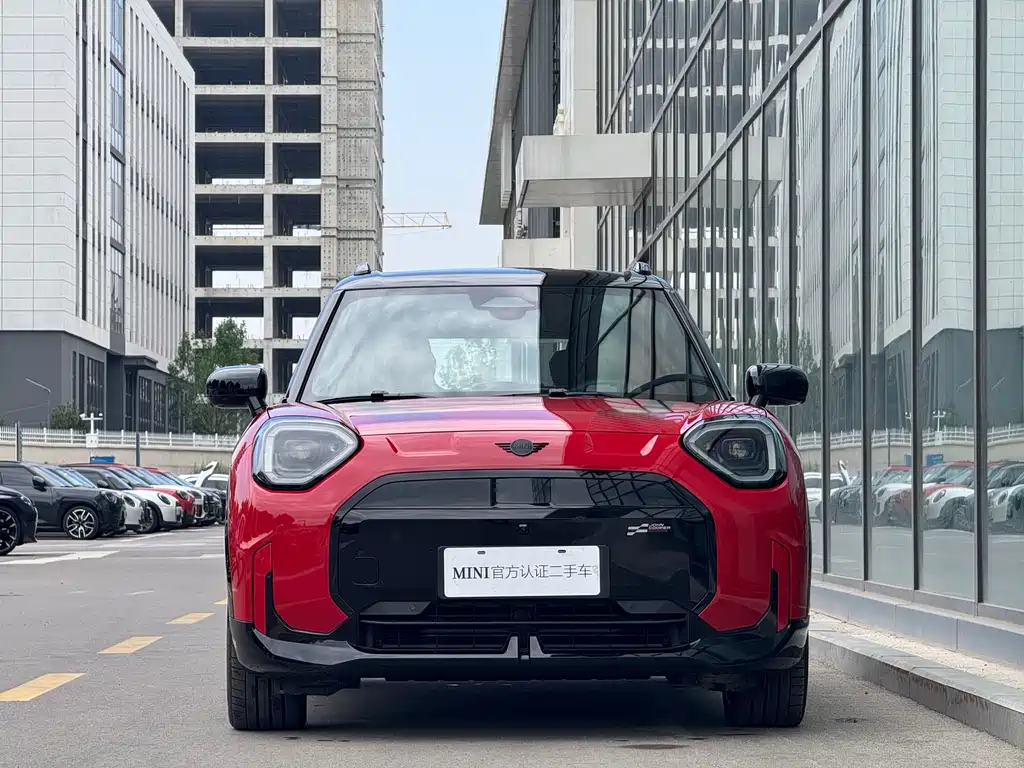 MINI JCW Aceman EV — фото 2