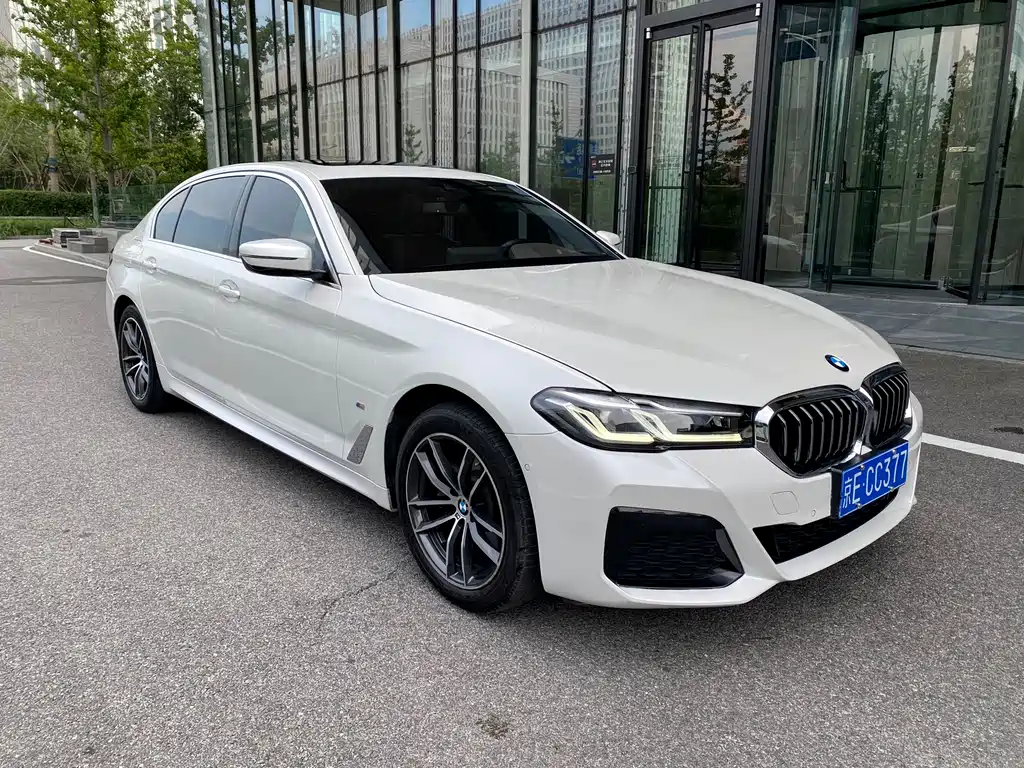 BMW 5 Series 2024