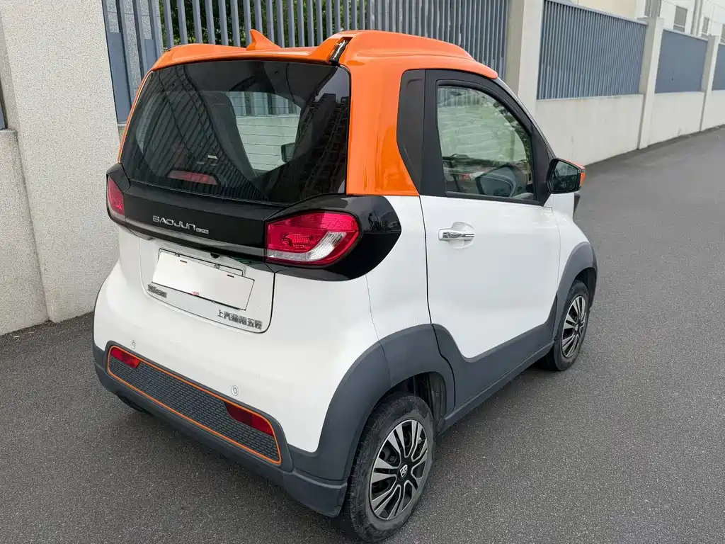 Baojun E100 2019