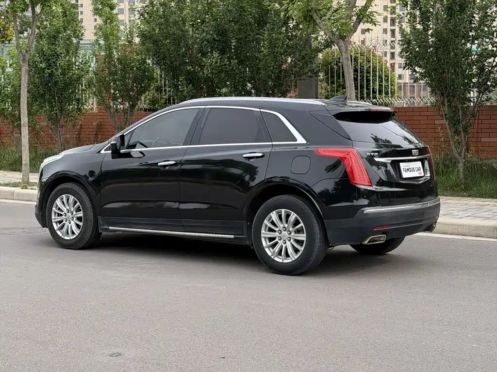 Cadillac XT5 2018 — фото 4