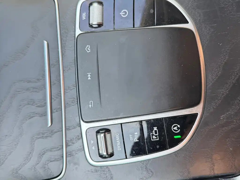 Mercedes-Benz C-Class 2020 — фото 11