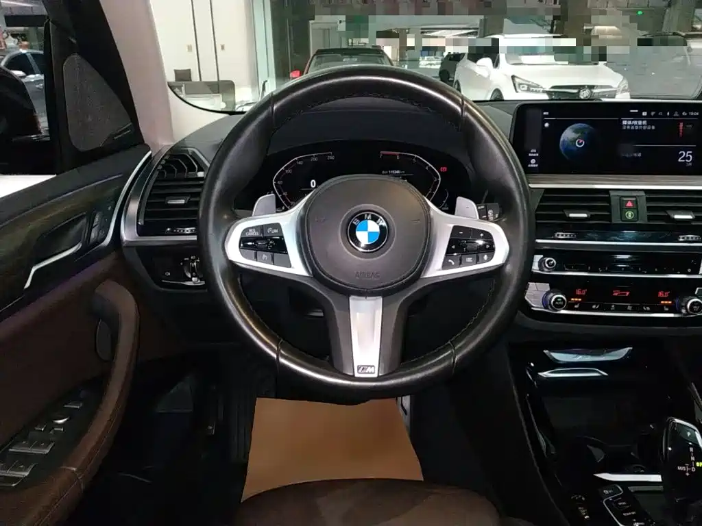 BMW X3 2020 — фото 11