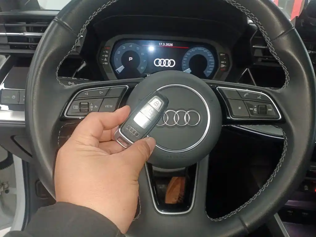 Audi A3 2024 — фото 17