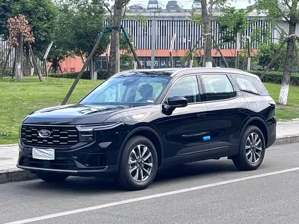 Ford Edge 2025