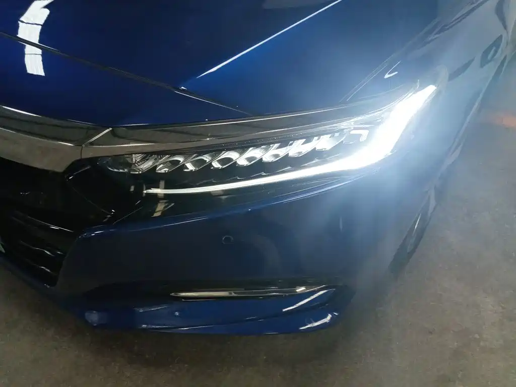 Honda Accord 2020 — фото 18