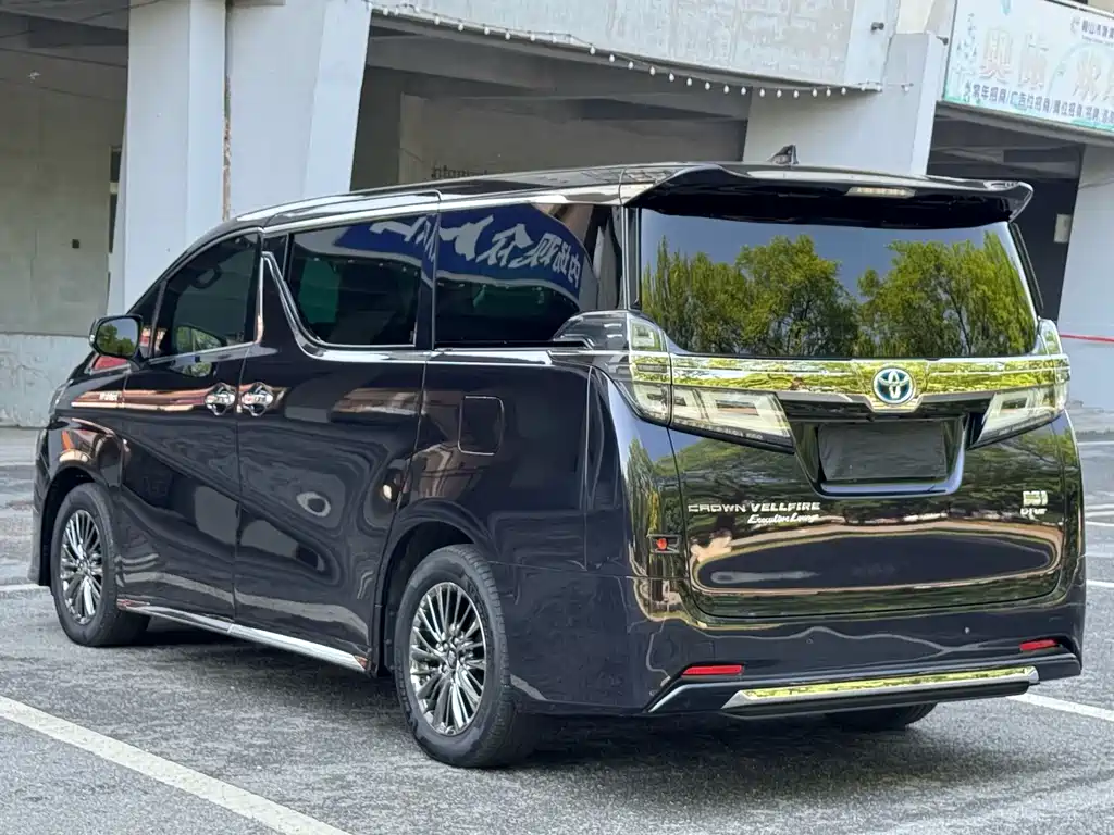 Toyota Vellfire 2021 — фото 4
