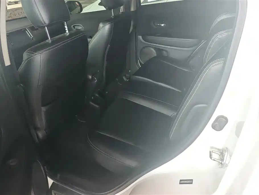 Honda Vezel 2016 — фото 11