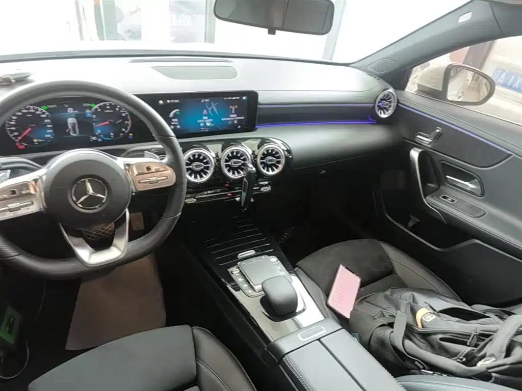 Mercedes-Benz A-Class 2023 — фото 13