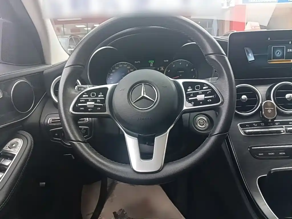 Mercedes-Benz C-Class 2019 — фото 11