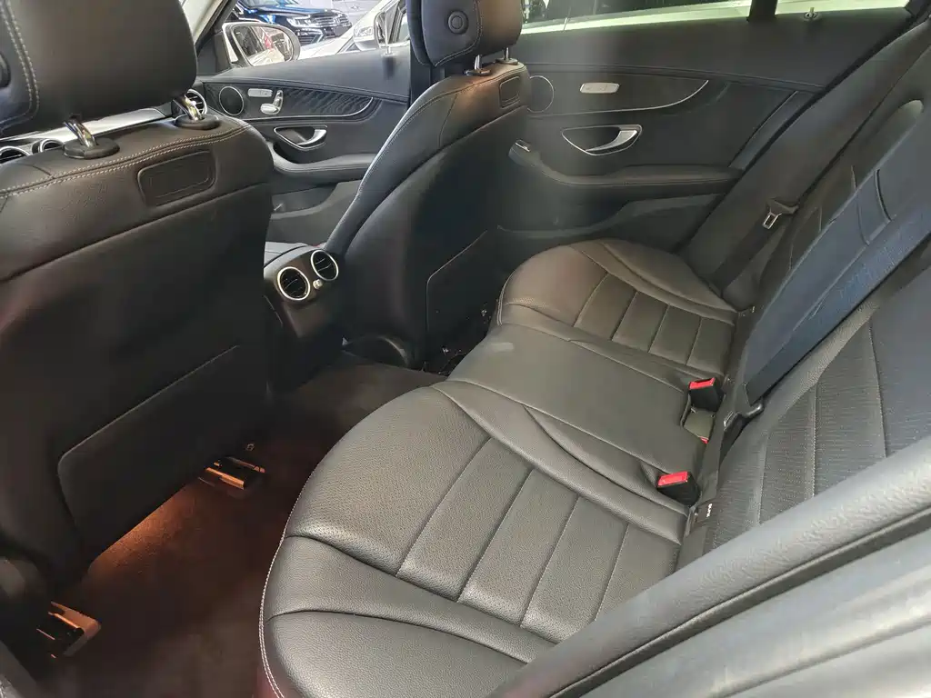 Mercedes-Benz C-Class 2018 — фото 8