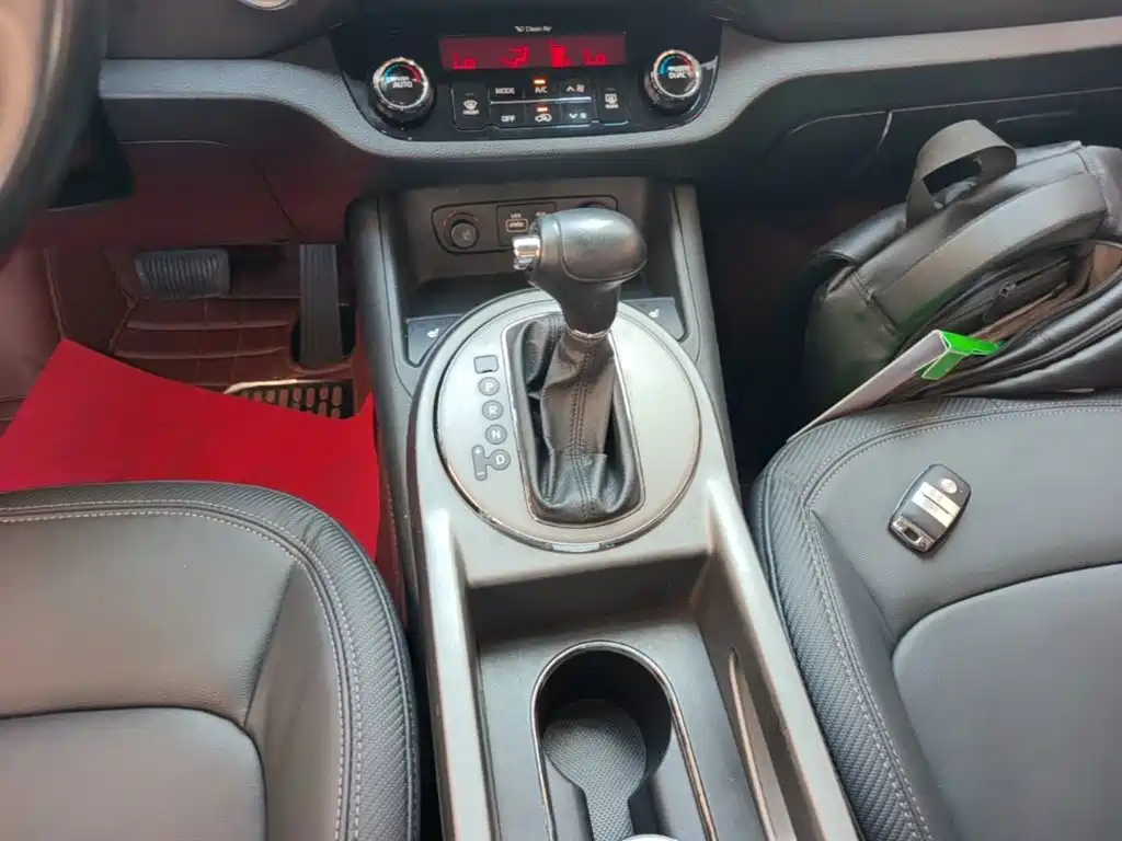 Kia Sportage 2015 — фото 14