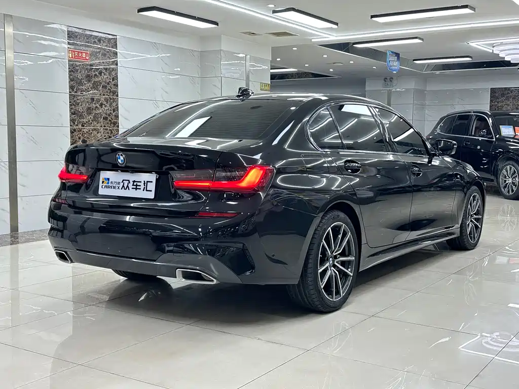 BMW 3 Series 2020
