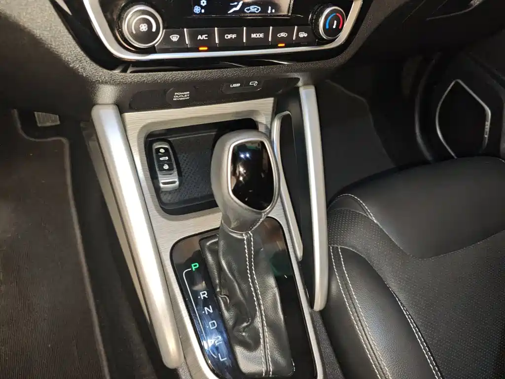 Geely Vision X3 2018 — фото 14