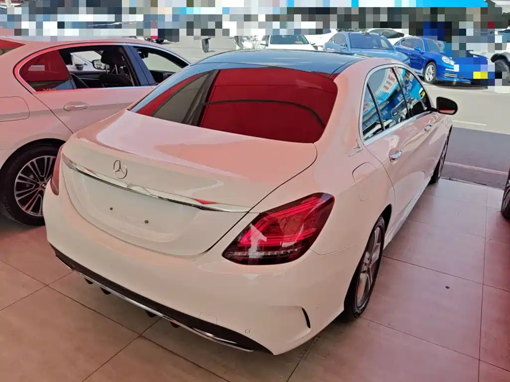 Mercedes-Benz C-Class 2019
