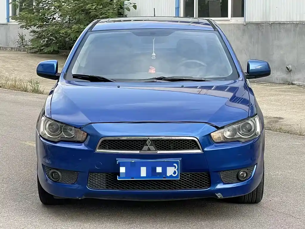Mitsubishi Lancer EX 2012 — фото 2