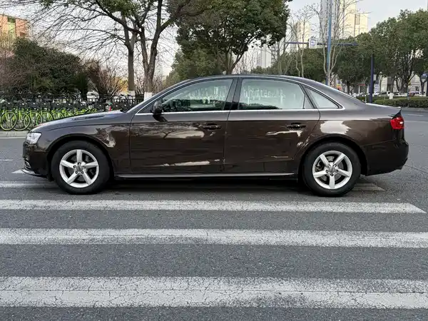 Audi A4L 2013