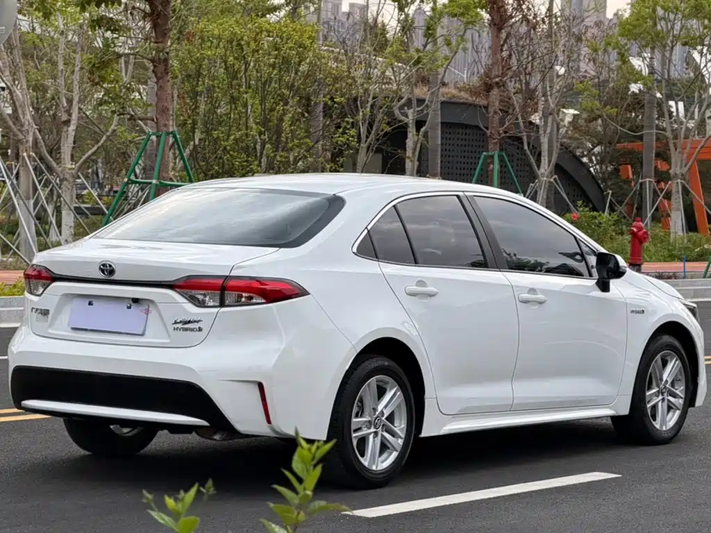 Toyota Levin 2023 — фото 24