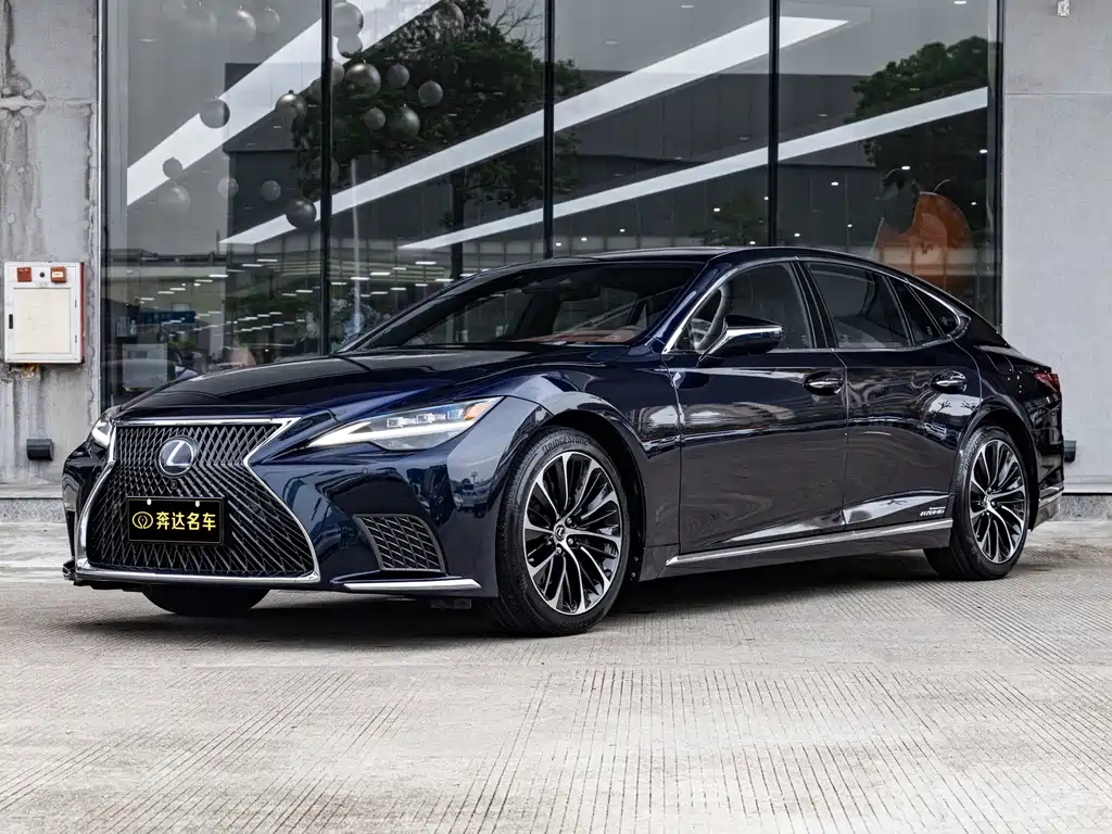 Lexus LS 2021 — фото 1