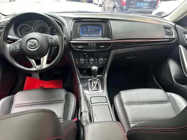 Mazda Atenza 2015