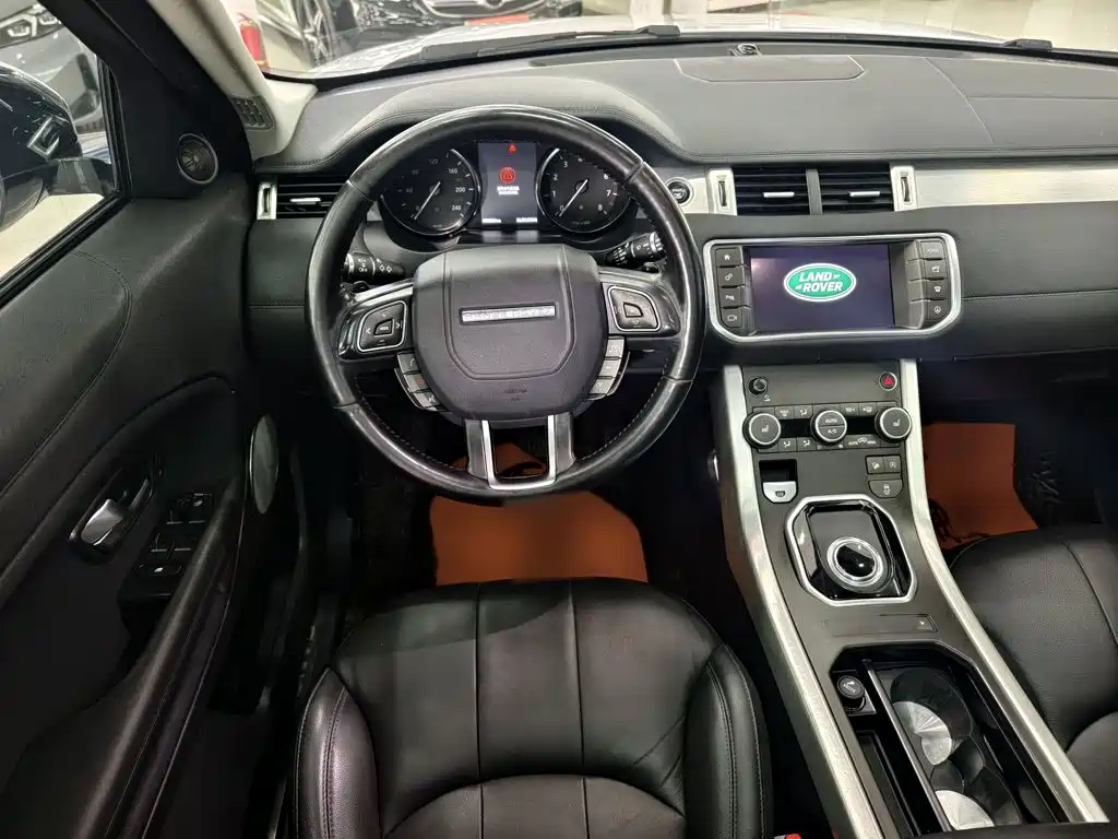 Land Rover Evoque 2017 — фото 18