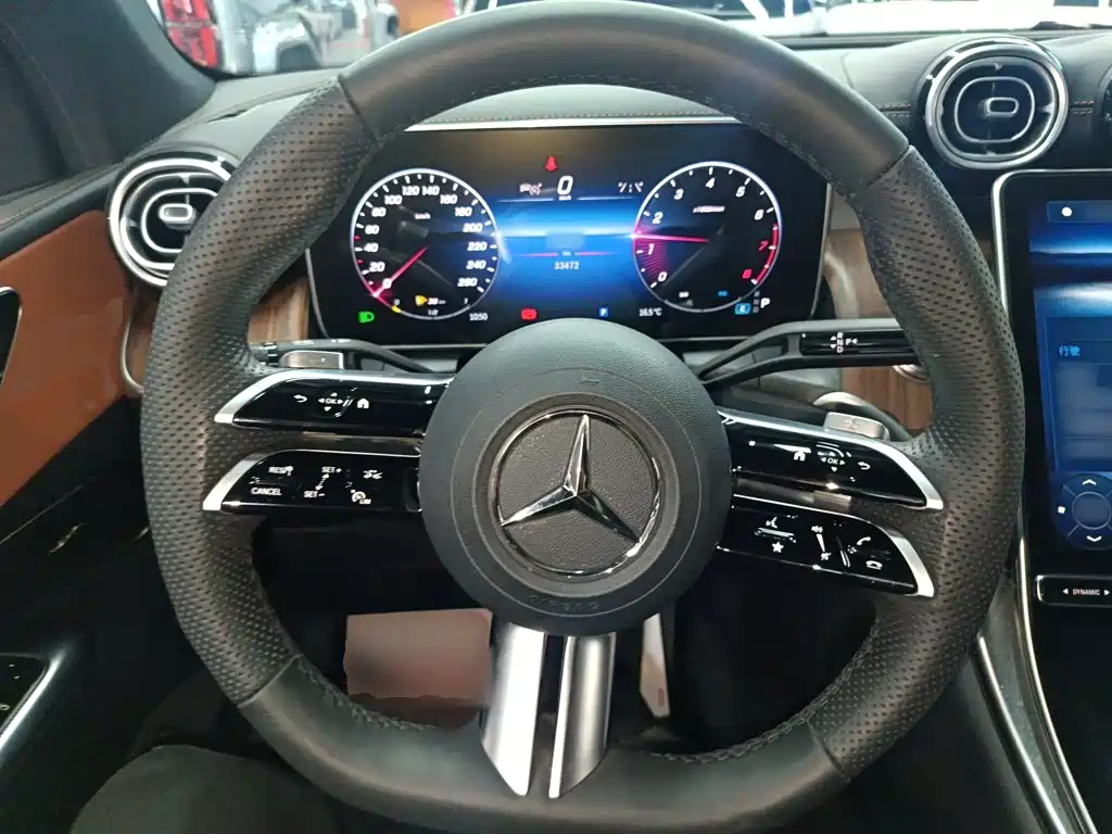 Mercedes-Benz GLC 2024